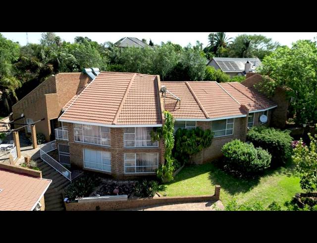 3 BEDROOM HOUSE FOR SALE IN HOEVELD PARK